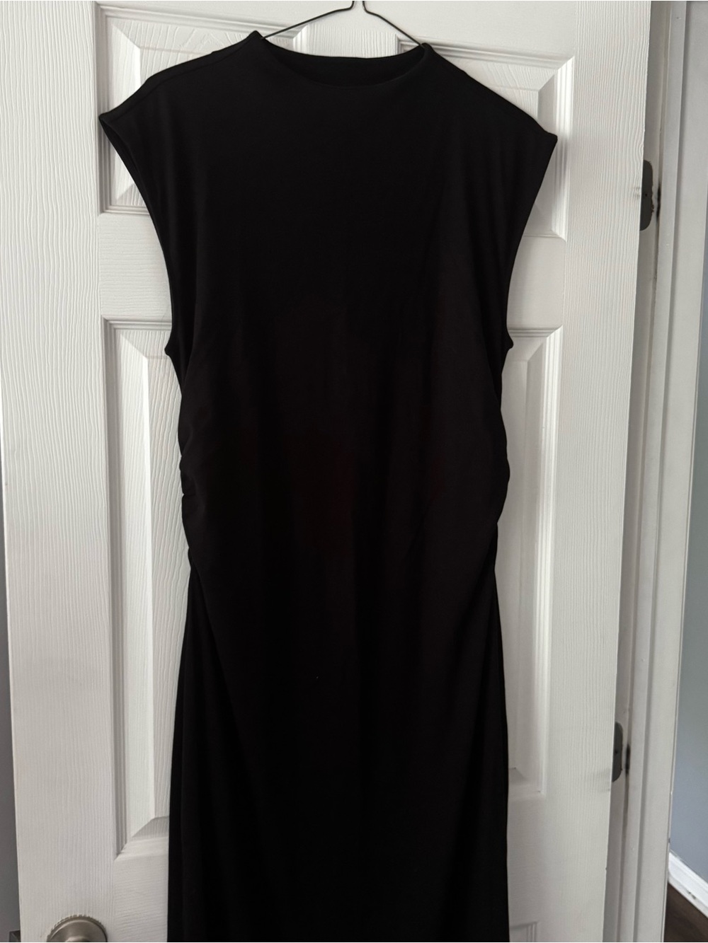 GAP Black Sleeveless Maxi Dress